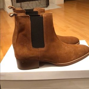Steve Madden brand new tan suede Chelsea boots